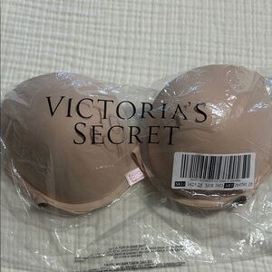 Victoria's Secret Pink Push Up Bra size 34D